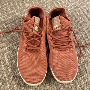 Adidas Pharrell Williams hu sneakers